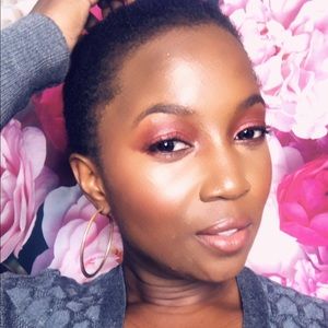 Meet your Posher, Janet